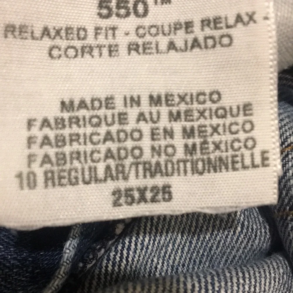 Levi’s 550 Red Label boys distressed denim Jeans relaxed fit Size 10 Reg 25x25